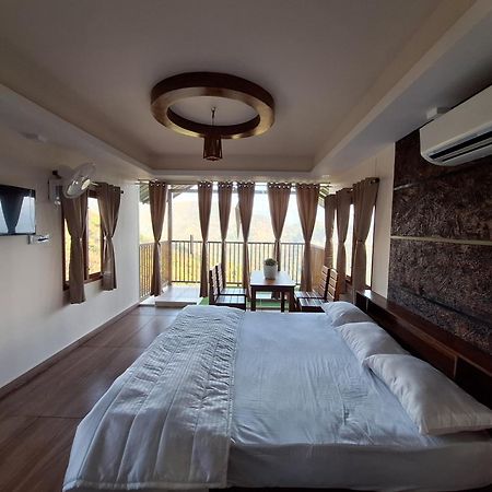 Cloudscape Homestay Pīrmed Dış mekan fotoğraf