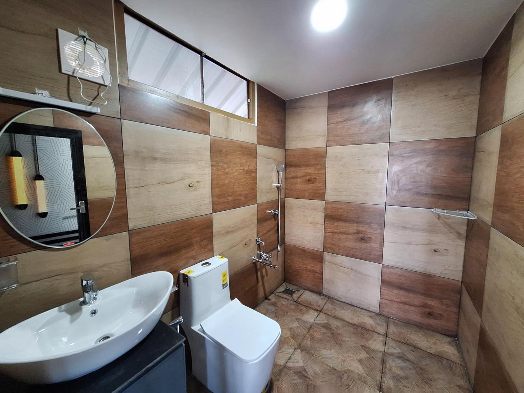 Cloudscape Homestay Pīrmed Dış mekan fotoğraf