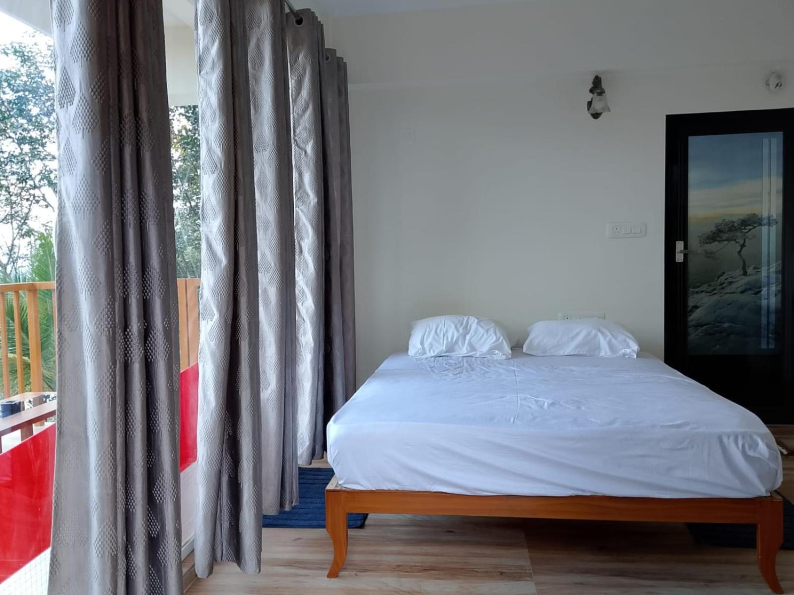 Cloudscape Homestay Pīrmed Dış mekan fotoğraf