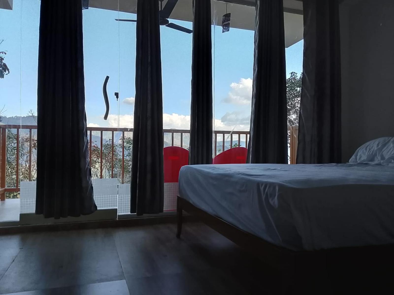 Cloudscape Homestay Pīrmed Dış mekan fotoğraf